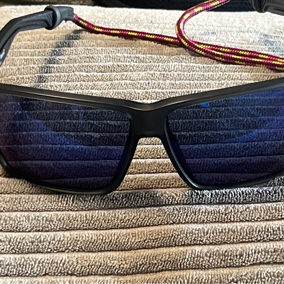 Costa Del Mar Rincon II Matte Black/Gray 580P Polarized Men's Sunglasses - Picture 11 of 12